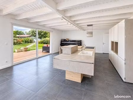 maison 6 pièces 135 m²
