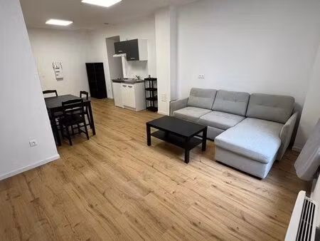 t2 meublé de standing – 50 m²