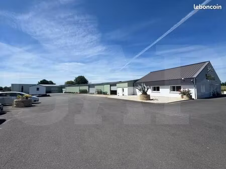 local 1 200 m²