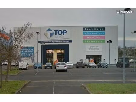local commercial 1236 m² chambray-lès-tours