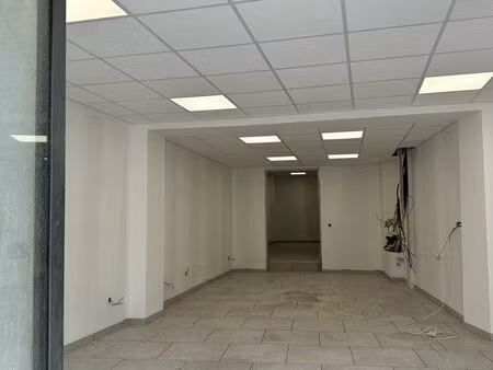 local commercial metz