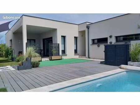 maison récente lavérune plain pied jardin piscine et garage