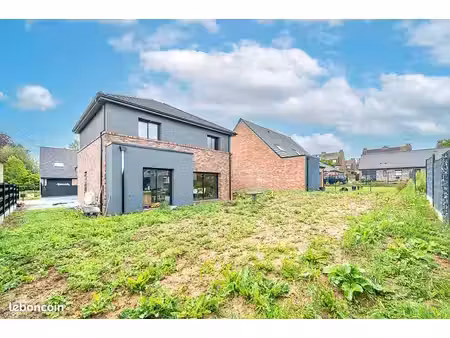 maison 5 pièces 126 m²