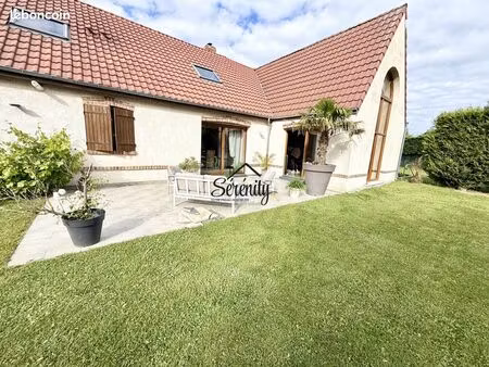 propriété 8 pièces 200 m²