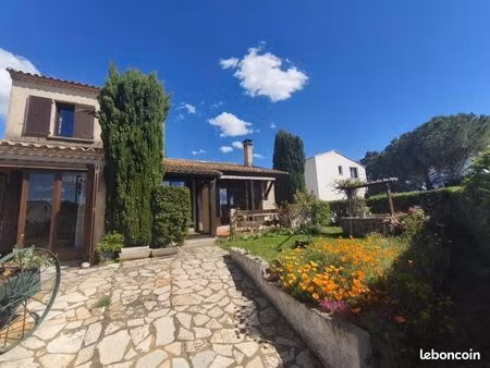 maison 4 pièces 122 m²