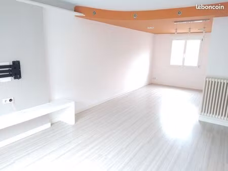 libre immediatement appartement t3 70m2