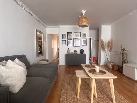 t2 meublé 43m²