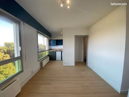 studio dernier étage
