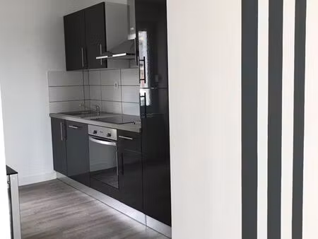 studio 30m2 en souplex - proche gare