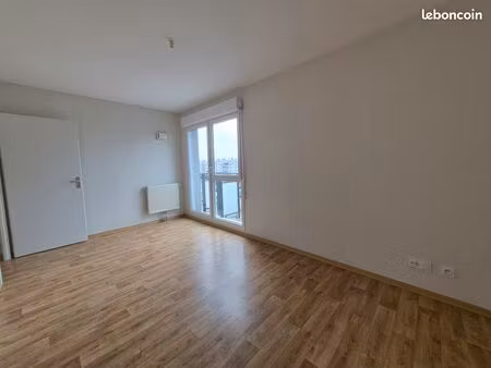 t2 de 45m2 lumineux secteur rives du cher