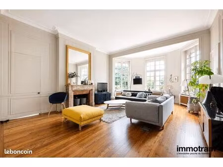 appartement 4 pièces 146 m²