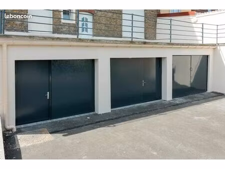 box 13m2 stockage / velos