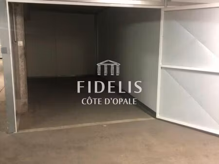parking/box 1 pièce 10 m²