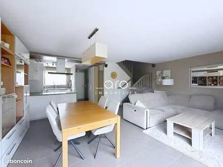 maison 6 pièces 82 m²