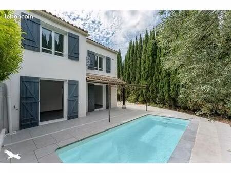 villa 5 pièces 116 m²