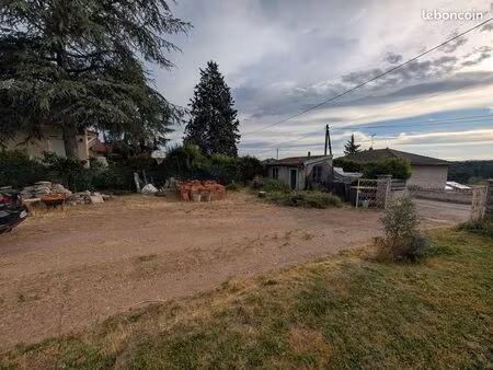 terrain plat à vendre 220m2
