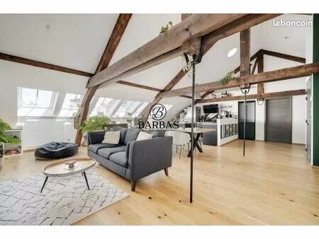 loft/atelier/surface 4 pièces 98 m²