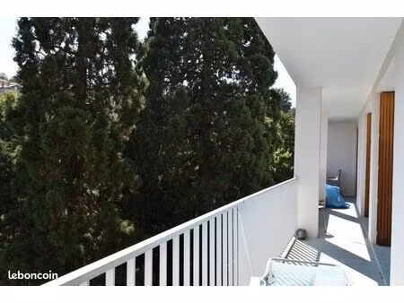 lumineux t4 avec vue panoramique et boxe privatif inclus à vendre