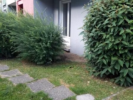 local bureaux 49 m²