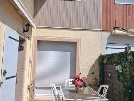 gujan mestras maison 62 21 m2 t3 avec jardin et stationnement voiture gare en face proche 
