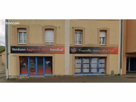local commercial 79 m²