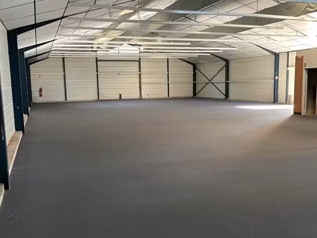 local 500 m 2