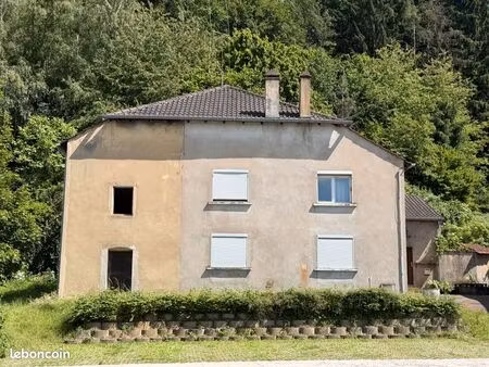 maison à rénover au coeur du village de cocheren