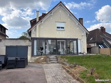 maison proche avenue de champagne