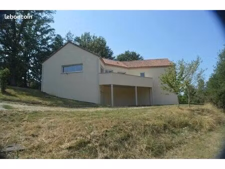 pavillon 4 pièces 147 m²