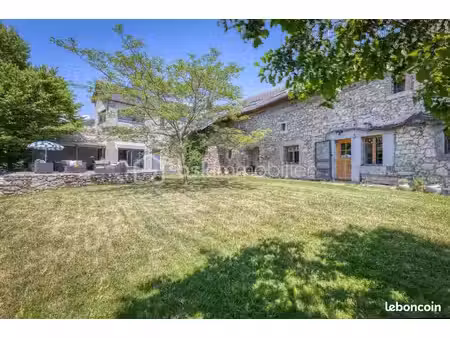 maison 5 pièces 139 m²