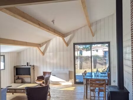maison bois t2bis / location à l'année