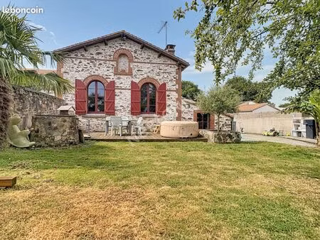 maison 3 pièces 77 m²