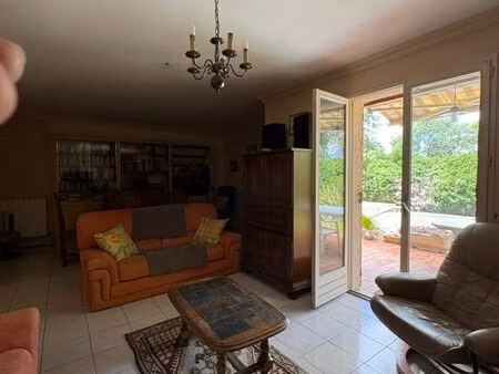 villa 4 chambres avec jardin