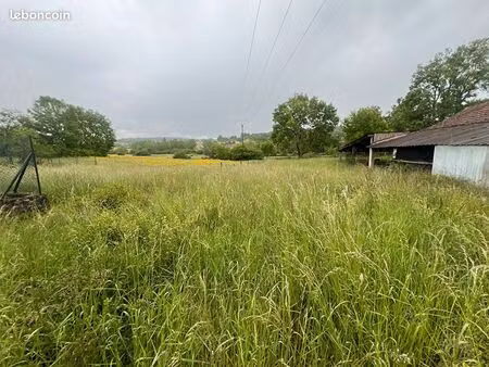 terrain 916 m² haut clocher