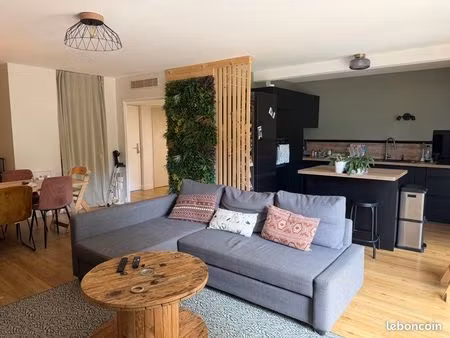 appartement 4 pièces de 92 m² avec terrasse de 40 m² – grenoble europole
