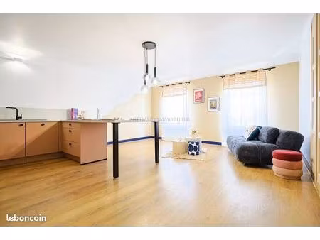 appartement 4 pièces 108 m²