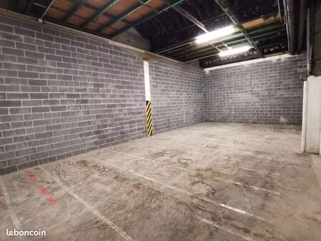 garage/box 100 m² roubaix