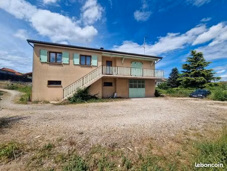 maison 97 m² hab. / sous-sol 108 m² / terrain 1848 m² plat et constructible / potentiel