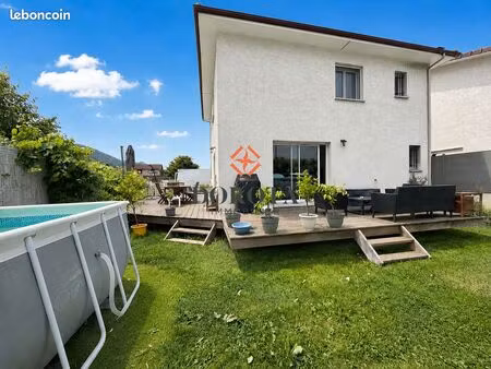 maison 5 pièces 111 m²