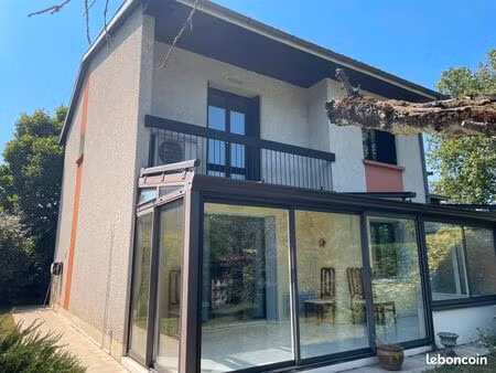 maison 5 pièces – 115 m² – jardin 362 m² – poisat