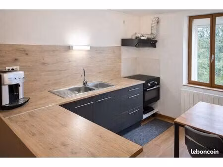 ensemble de 2 maisons louées  rentabilité 8 8 %