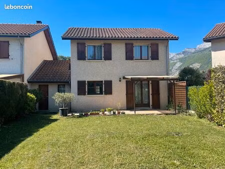 maison à vif 38450