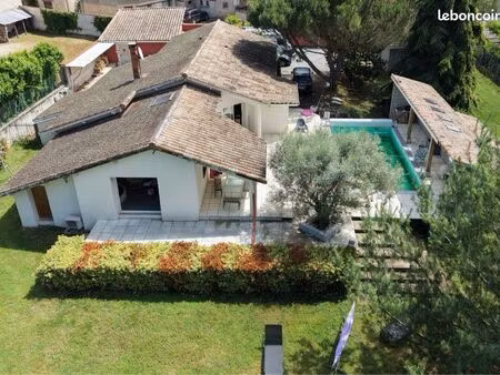 villa d’exception de 180 m² sur 3 488 m² de terrain – cadre privilégié à pact