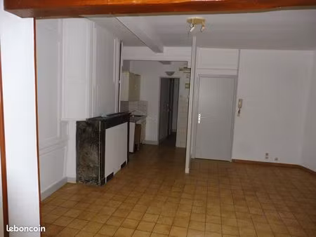 chaumont appartement f3 de 62 m² avec terrasse 16 m² proche basilique  commerces du centre