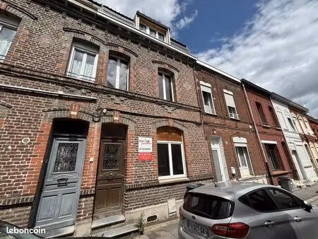 immeuble 5 pièces 88 m²