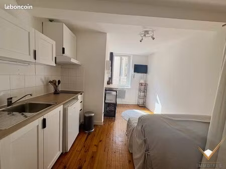 studio 1 pièce 16 m²