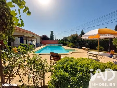 mas 6 pièces 142 m²