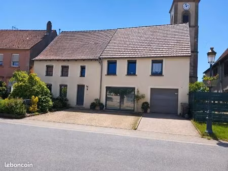 maison 6 pièces 150 m²