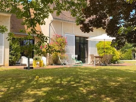 propriété 6 pièces 156 m²