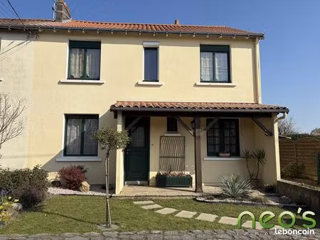 maison 5 pièces 104 m²